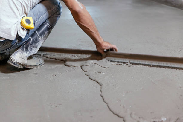 Best Driveways & Floors  in Mantachie, MS